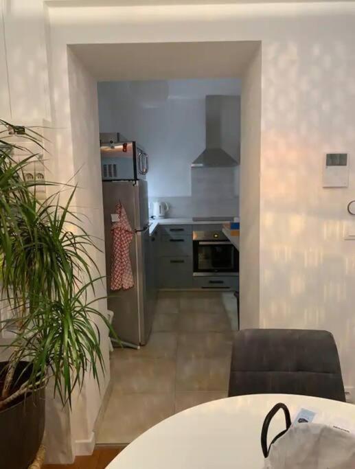 דייפ Appartement Calme Centre-Ville. מראה חיצוני תמונה
